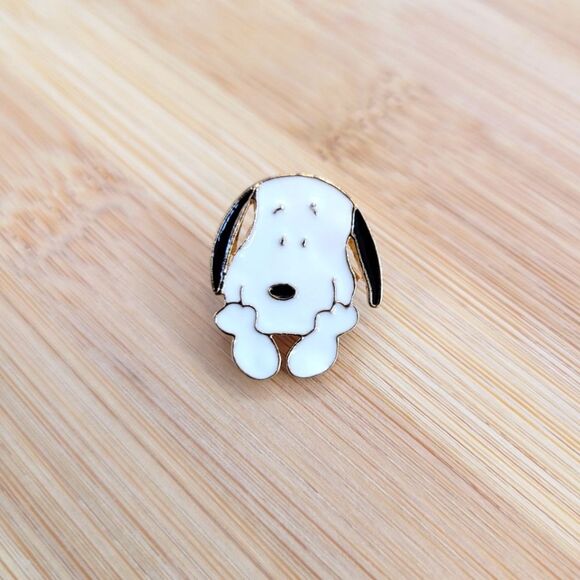 2/$20 Brand New Snoopy Classic Pin Brooch #1 - Picture 1 of 3